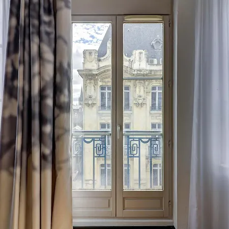 Centre Ξενοδοχείο 2*