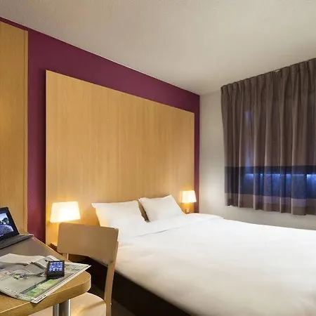Otel Centre 2*
