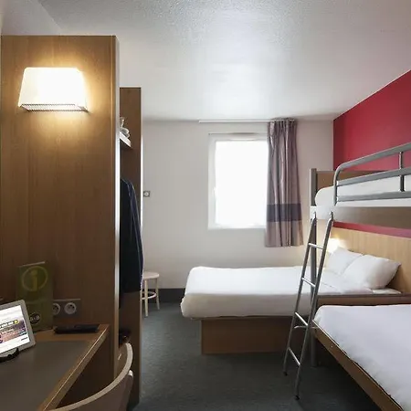 Centre Hotel 2*